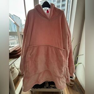 Oodie | Cozy Pink Hooded Blanket Sweatshirt